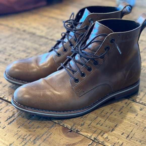 Helm Zind Natural 8.5D Boots
